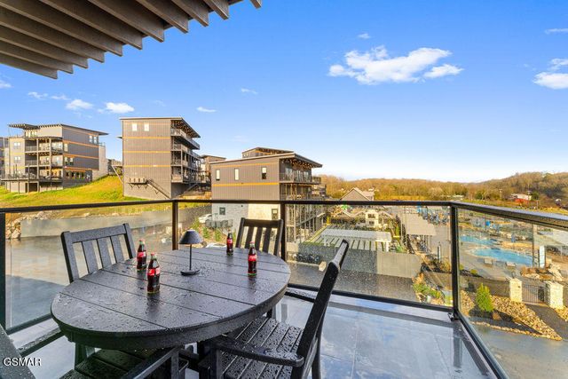 625 Summer Valley Way, Sevierville, TN 37862