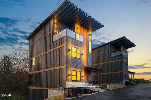 625 Summer Valley Way, Sevierville, TN 37862