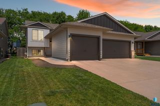 8004 W Vista Park St, Sioux Falls, SD 57106