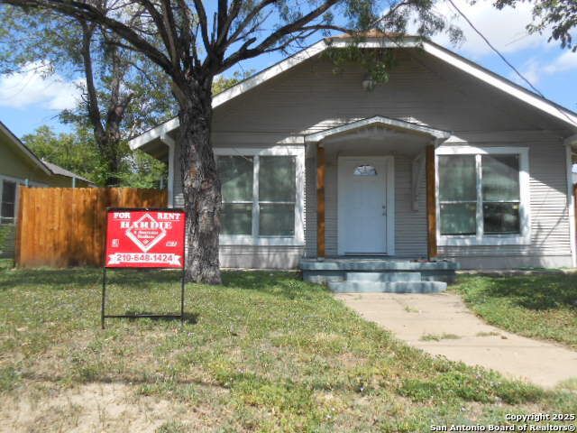 2051 Martin Luther King, San Antonio, TX 78203