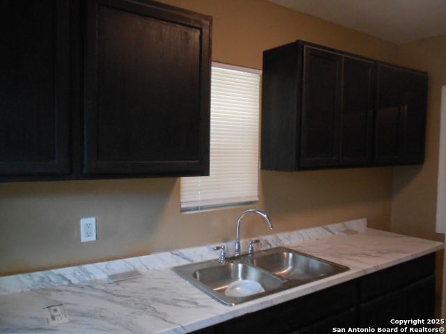 2051 Martin Luther King, San Antonio, TX 78203