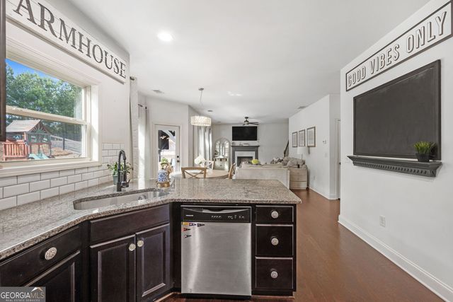 355 Fieldstone Lane, Dallas, GA 30132