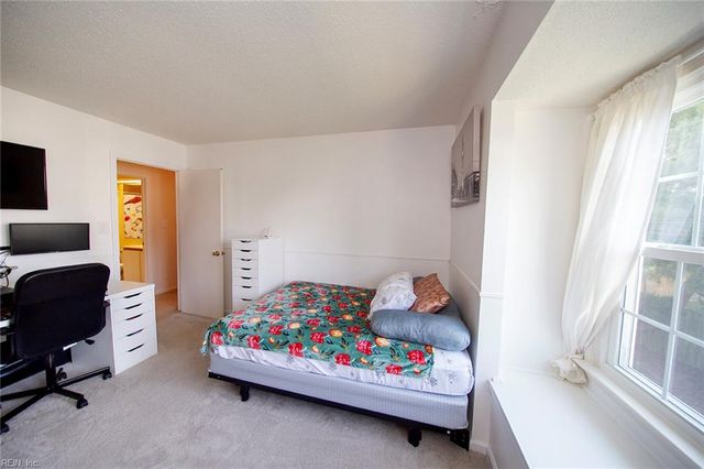 3815 Holston River Reach Apt D, Portsmouth, VA 23703