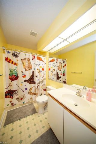 3815 Holston River Reach Apt D, Portsmouth, VA 23703