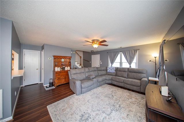3815 Holston River Reach Apt D, Portsmouth, VA 23703