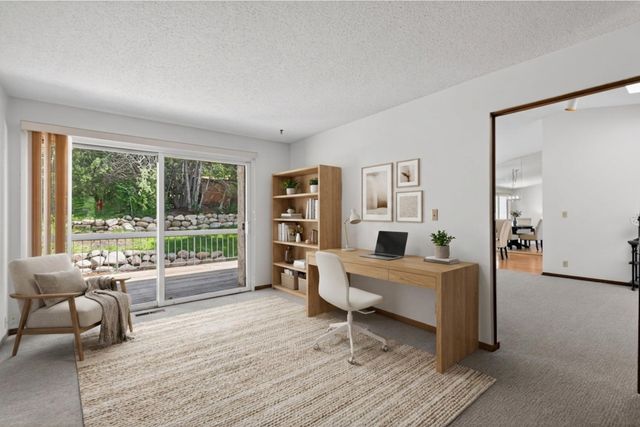 6066 Blake Ridge Road, Edina, MN 55436