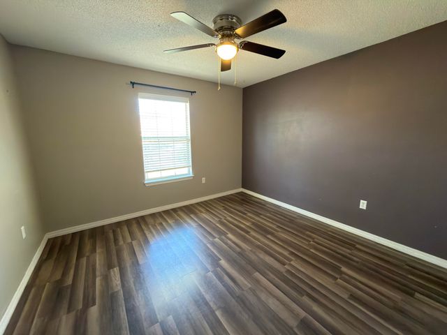 2673 Paddock Circle, Crestview, FL 32536