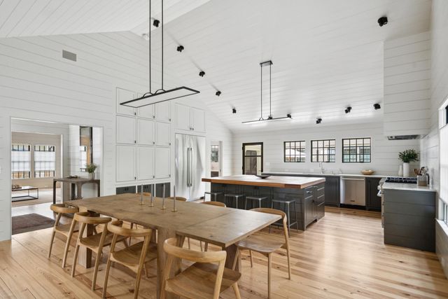 922 Kincade Drive, Mount Pleasant, SC 29464