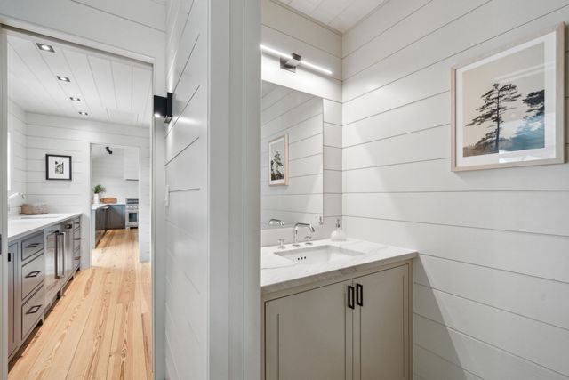 922 Kincade Drive, Mount Pleasant, SC 29464