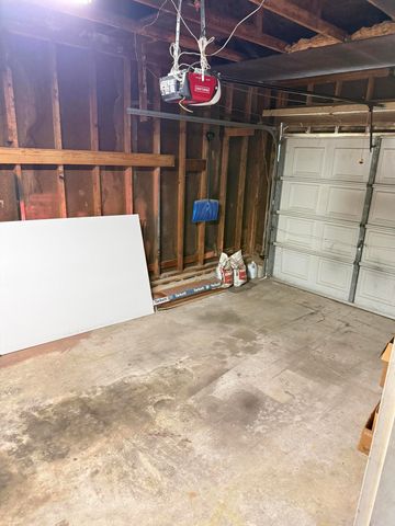 774 Mohawk Drive, Lowell, IN 46356