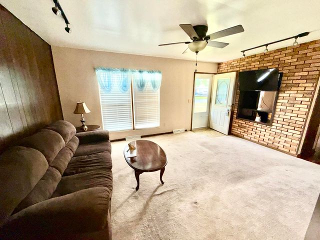 774 Mohawk Drive, Lowell, IN 46356