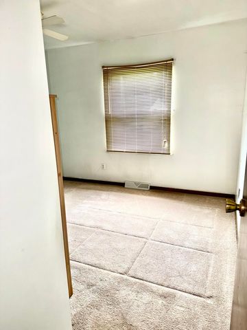 774 Mohawk Drive, Lowell, IN 46356