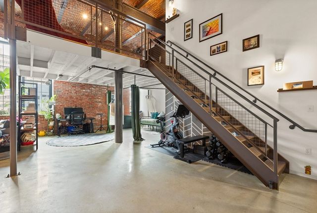 251 Heath St 205, Boston, MA 02130