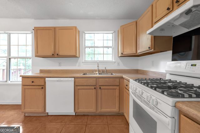 2565 Feywood Court, Lithonia, GA 30058