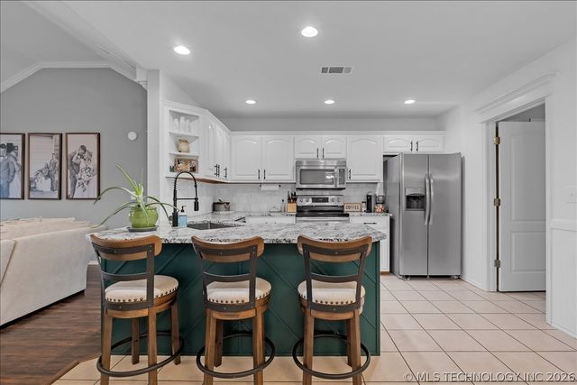 11822 N 107th East Avenue, Collinsville, OK 74021