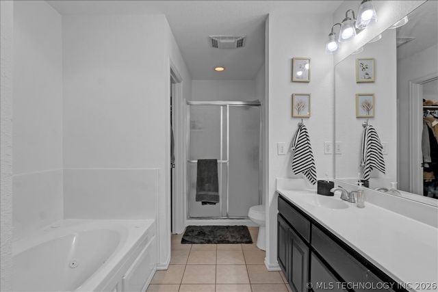 11822 N 107th East Avenue, Collinsville, OK 74021