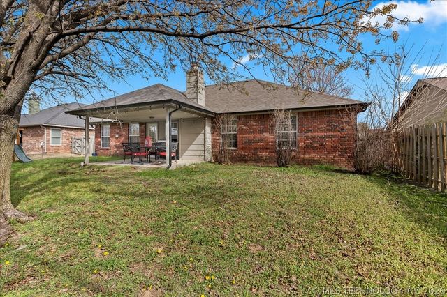 11822 N 107th East Avenue, Collinsville, OK 74021
