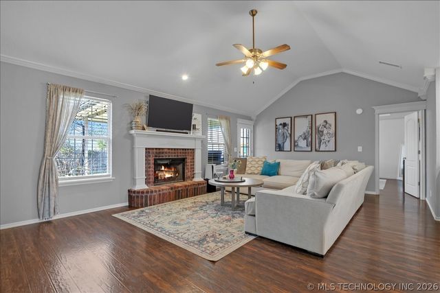 11822 N 107th East Avenue, Collinsville, OK 74021