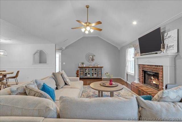 11822 N 107th East Avenue, Collinsville, OK 74021