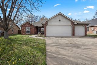 11822 N 107th East Avenue, Collinsville, OK 74021