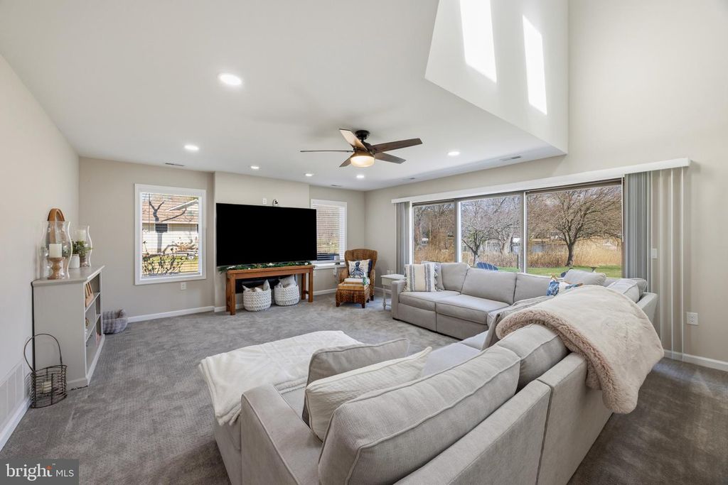 Image 19 of property listing at 40 GREENWOOD SHLS, Grasonville, MD 21638