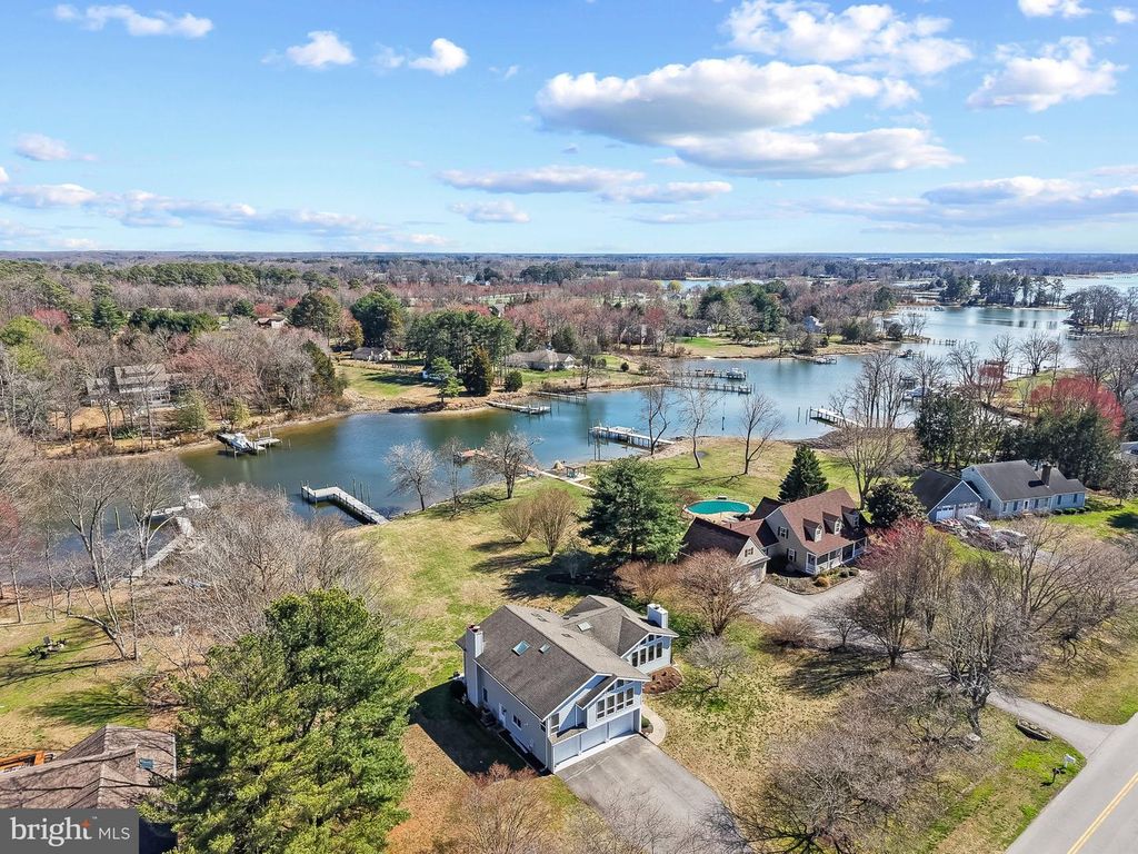 Image 41 of property listing at 40 GREENWOOD SHLS, Grasonville, MD 21638