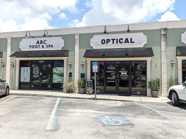 6541 GATEWAY AVENUE 6541, Sarasota, FL 34231