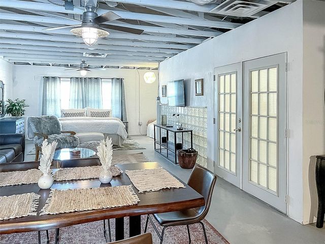 6541 GATEWAY AVENUE 6541, Sarasota, FL 34231