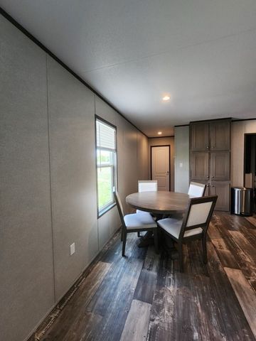 1660 Red Road, Howe, TX 75459