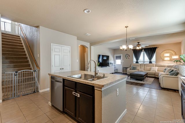 6019 JULIANS CV, San Antonio, TX 78244