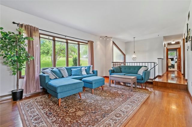 2110 Lorenzi Lane, Robinson Twp, PA 15136