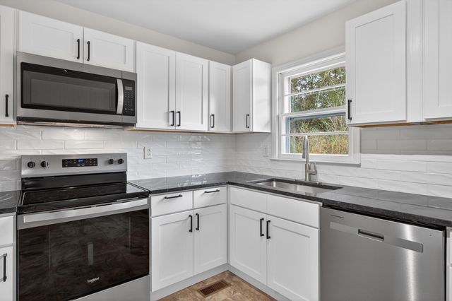 5220 Upper River Road NE, Charleston, TN 37310