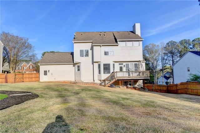 2550 Lockemeade Way, Lawrenceville, GA 30043