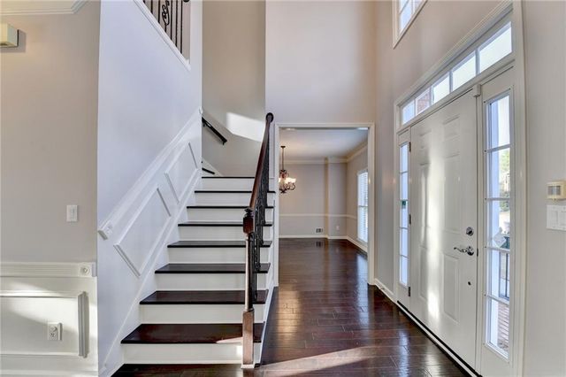 2550 Lockemeade Way, Lawrenceville, GA 30043