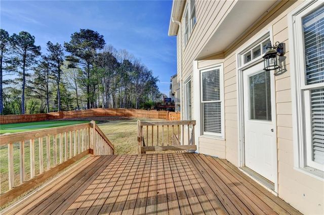 2550 Lockemeade Way, Lawrenceville, GA 30043