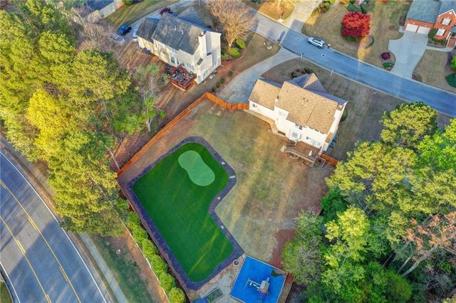 2550 Lockemeade Way, Lawrenceville, GA 30043