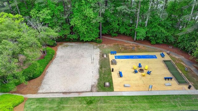 2550 Lockemeade Way, Lawrenceville, GA 30043