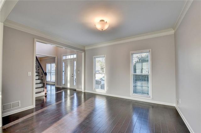 2550 Lockemeade Way, Lawrenceville, GA 30043