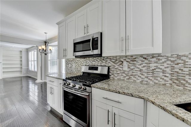 2550 Lockemeade Way, Lawrenceville, GA 30043