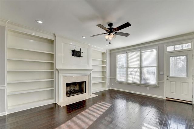 2550 Lockemeade Way, Lawrenceville, GA 30043