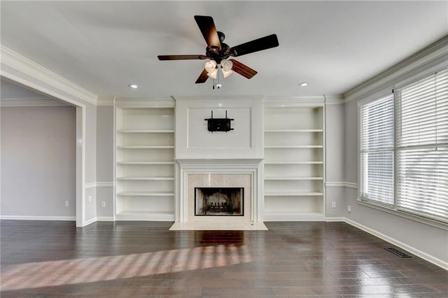 2550 Lockemeade Way, Lawrenceville, GA 30043