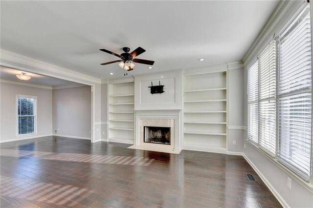 2550 Lockemeade Way, Lawrenceville, GA 30043