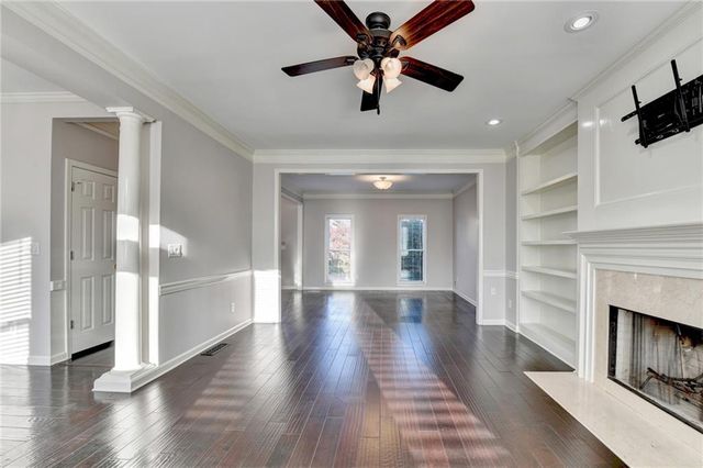 2550 Lockemeade Way, Lawrenceville, GA 30043