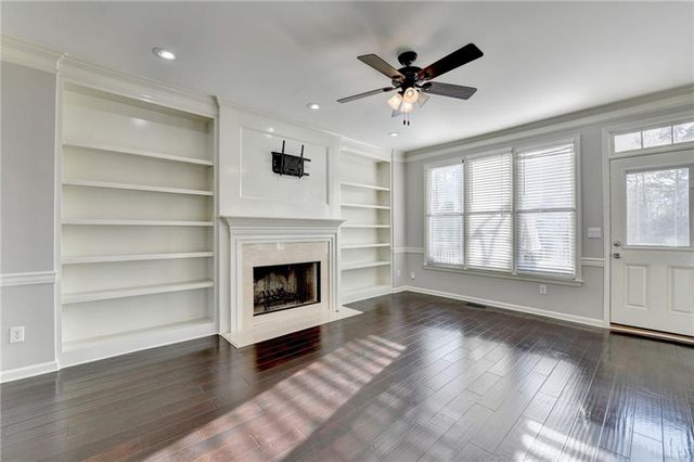 2550 Lockemeade Way, Lawrenceville, GA 30043