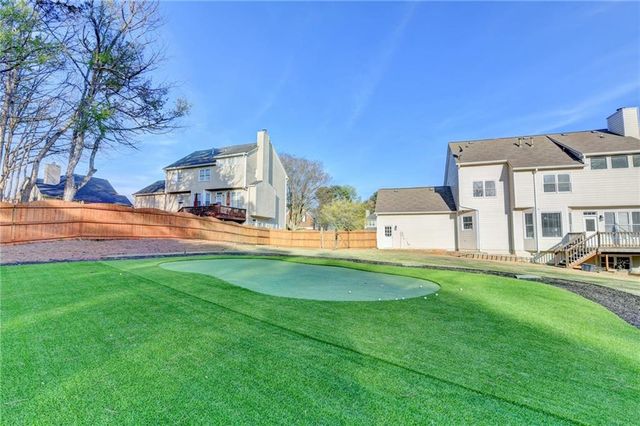 2550 Lockemeade Way, Lawrenceville, GA 30043