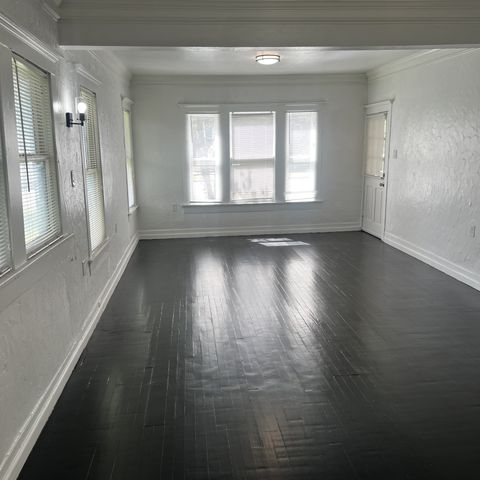917 N Windomere Avenue, Dallas, TX 75208