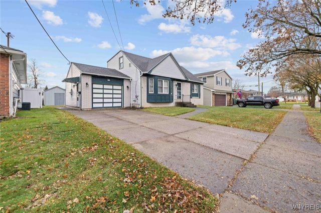 62 Camner Avenue, Lancaster, NY 14086