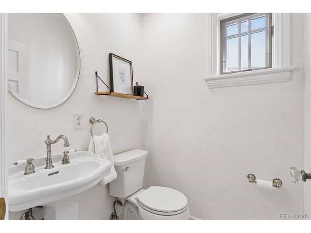 477 N High St, Denver, CO 80218