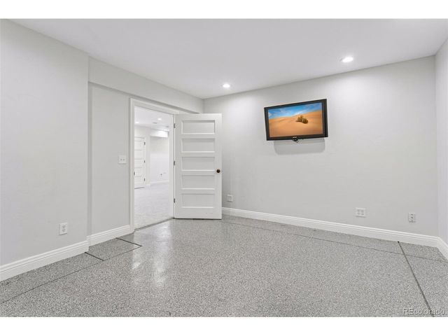 477 N High St, Denver, CO 80218