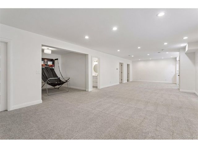 477 N High St, Denver, CO 80218